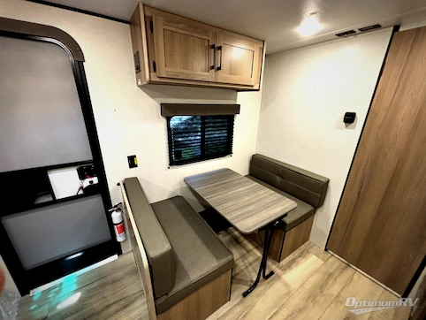 2026 Keystone Coleman 17R RV Photo 4