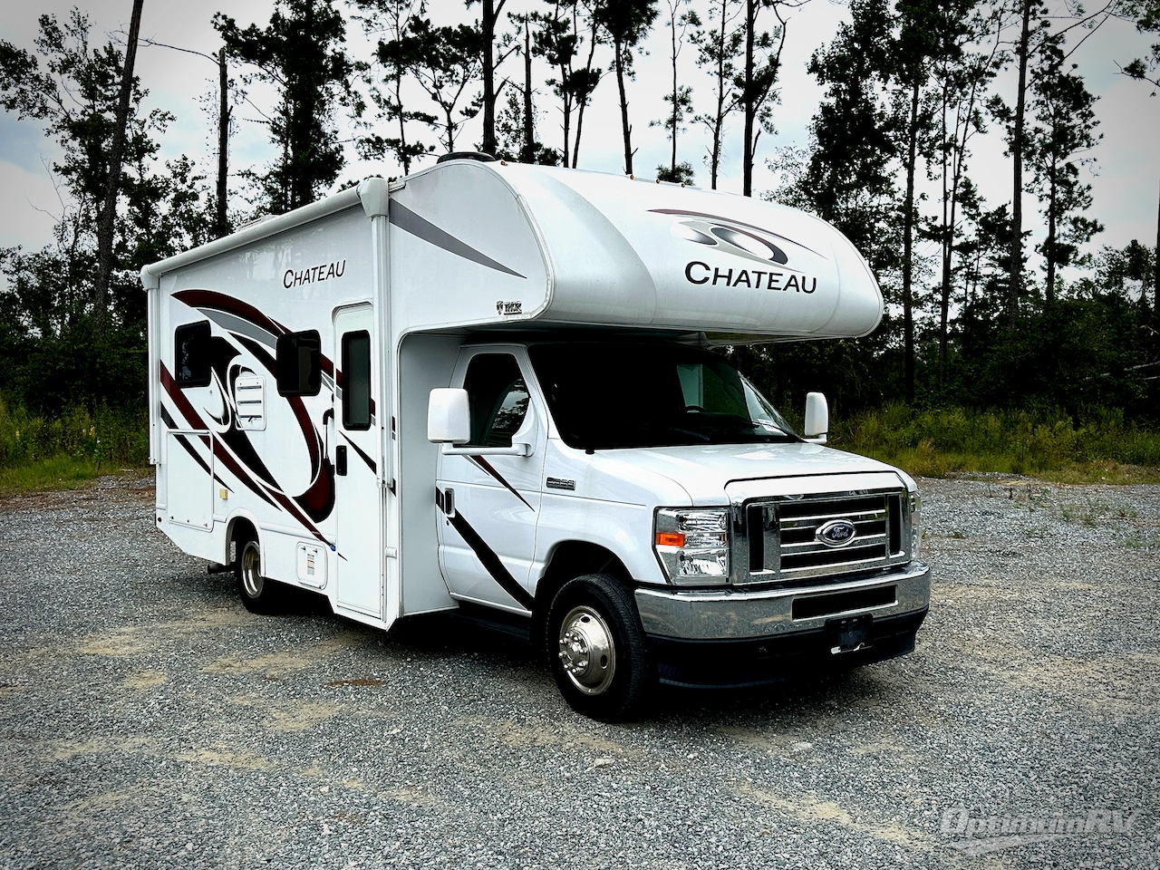 2022 Thor Chateau 22E Photo 1