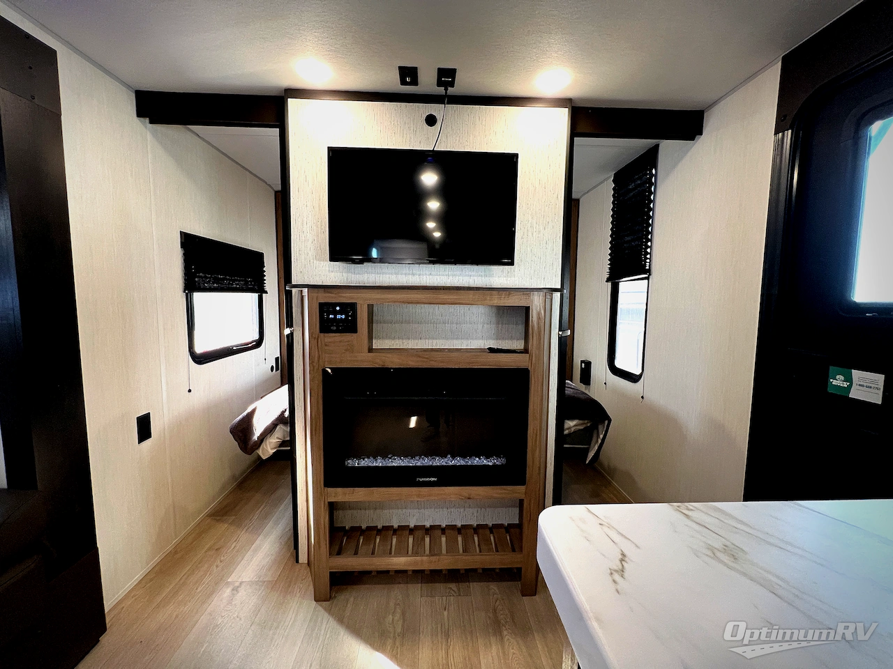 2025 Forest River Cherokee Grey Wolf 26DBH Photo 7
