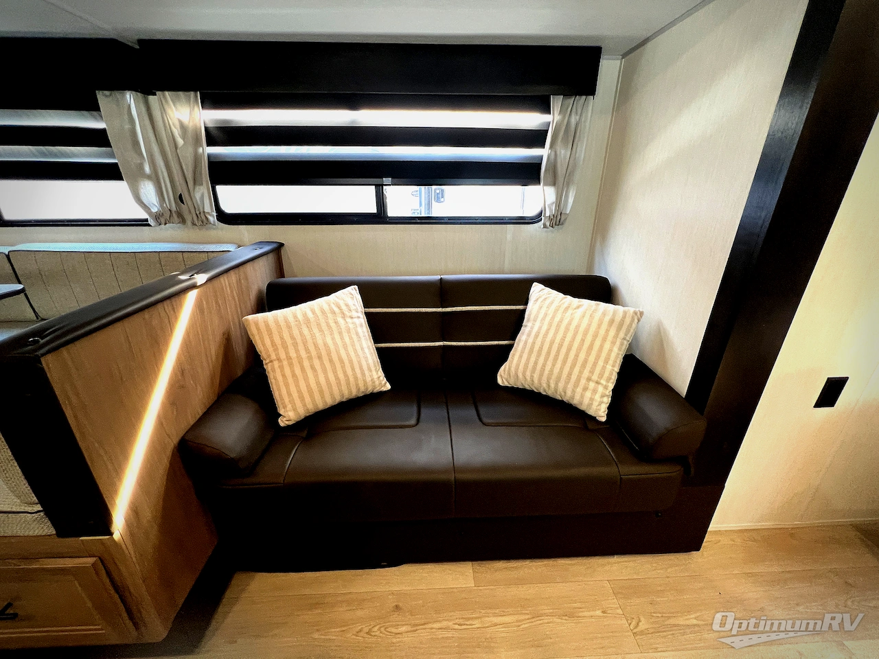 2025 Forest River Cherokee Grey Wolf 26DBH Photo 8