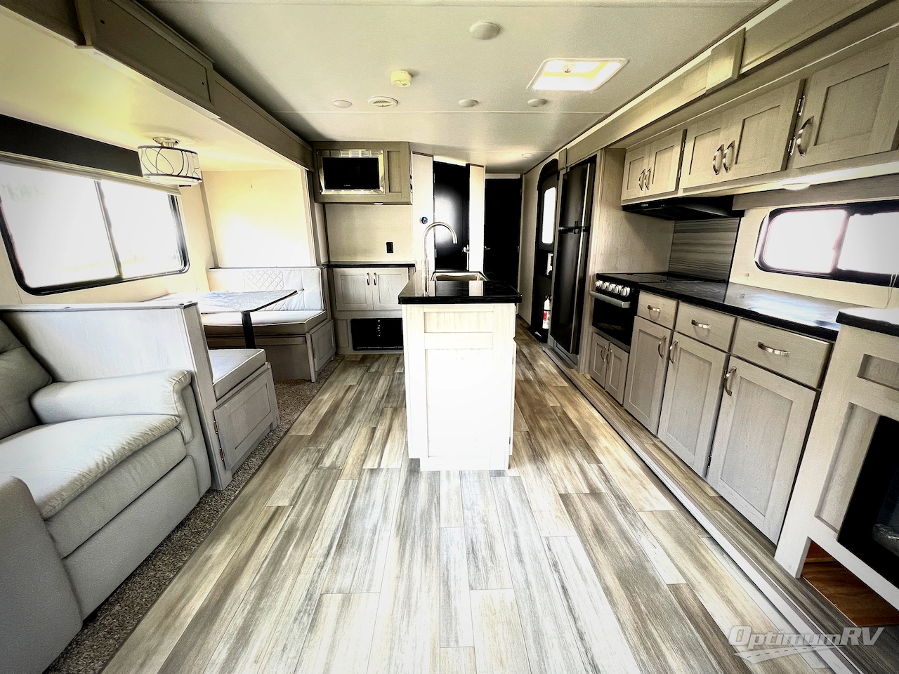 2023 Prime Time Tracer 29RLS Photo 5