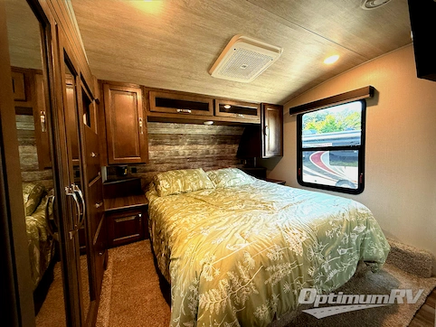 2023 Keystone Cougar 24RDS RV Photo 4
