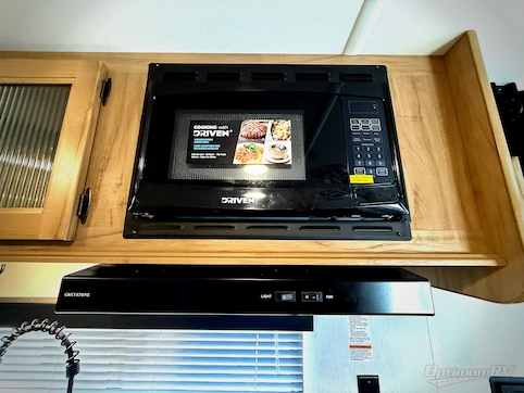 2023 Forest River Cherokee Grey Wolf 20RDSE RV Photo 4