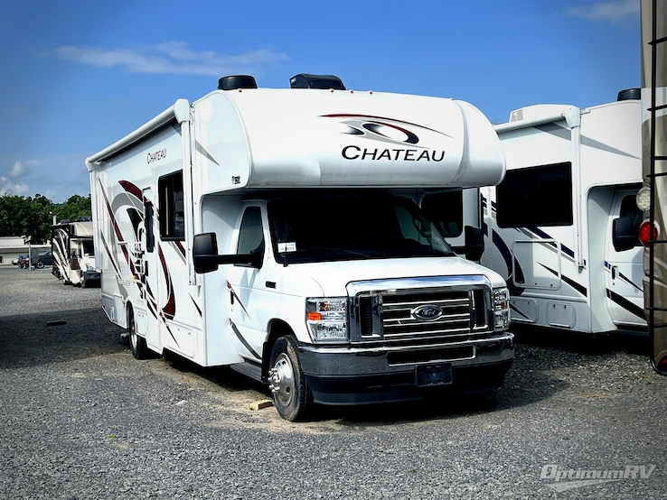 2023 Thor Chateau 27R RV Photo 1