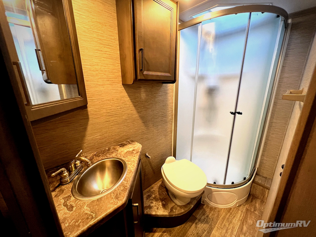 2023 Thor Chateau 27R Photo 20