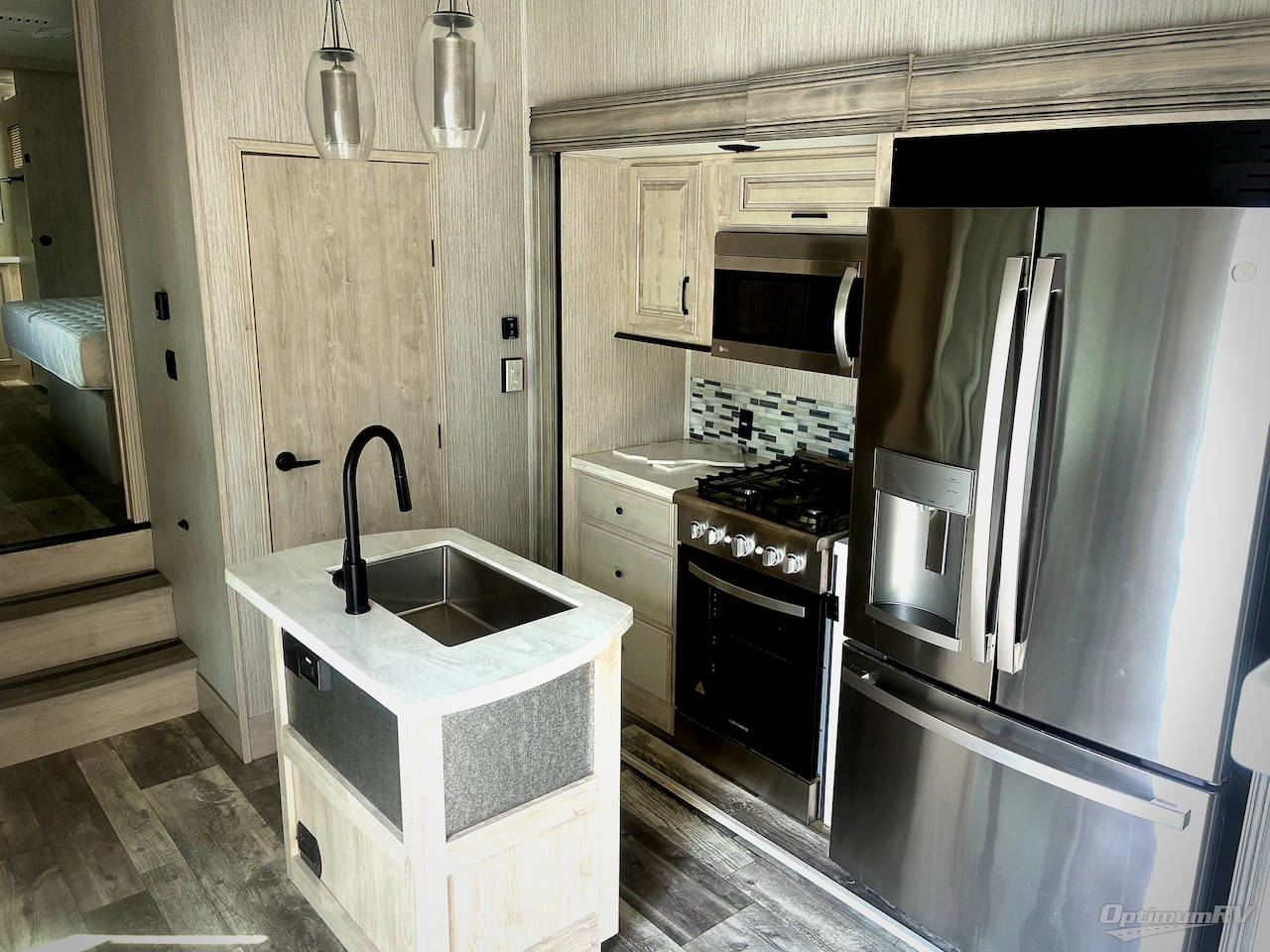 2022 Forest River Sierra 391FLRB Photo 4