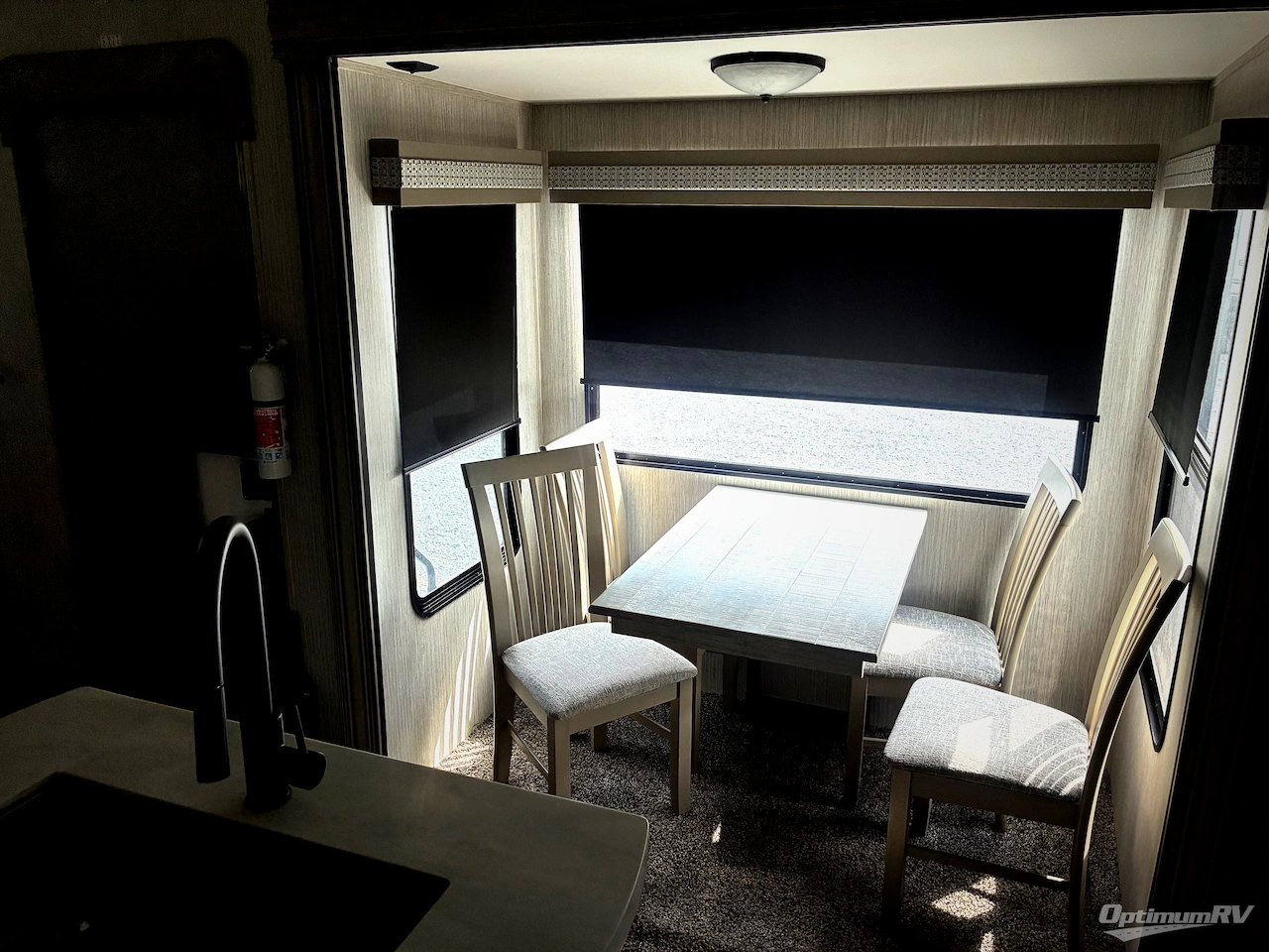 2022 Forest River Sierra 391FLRB Photo 10