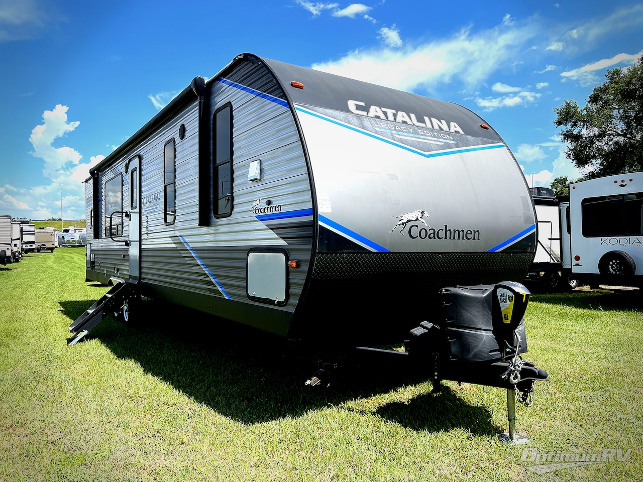 2022 Coachmen Catalina Legacy 303RKDS Photo 1