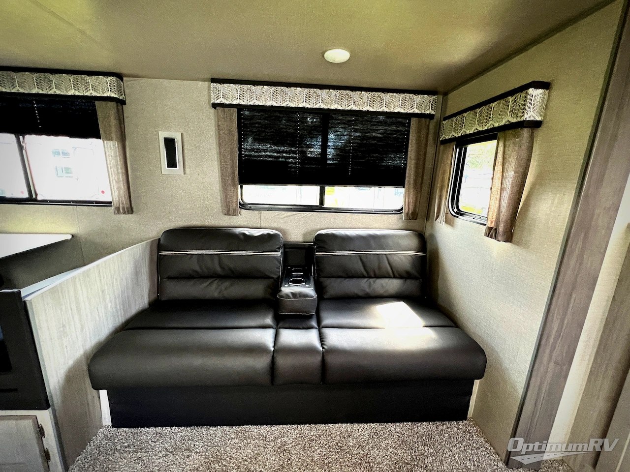 2022 Coachmen Catalina Legacy 303RKDS Photo 7
