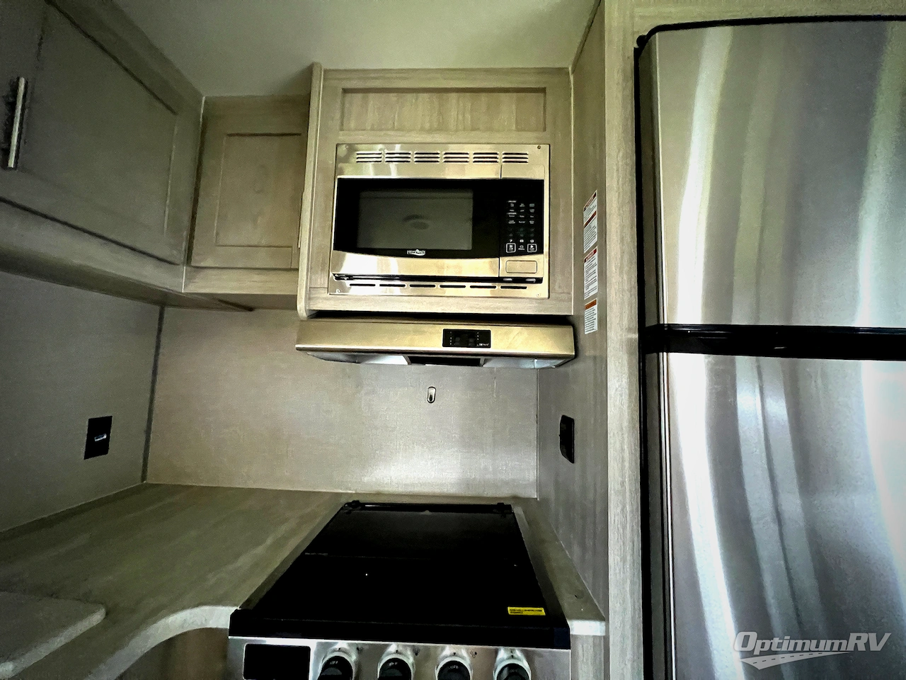 2022 Coachmen Catalina Legacy 303RKDS Photo 13