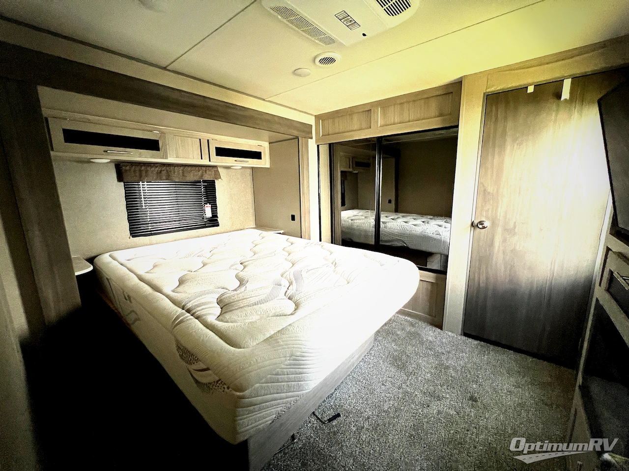 2022 Coachmen Catalina Legacy 303RKDS Photo 16