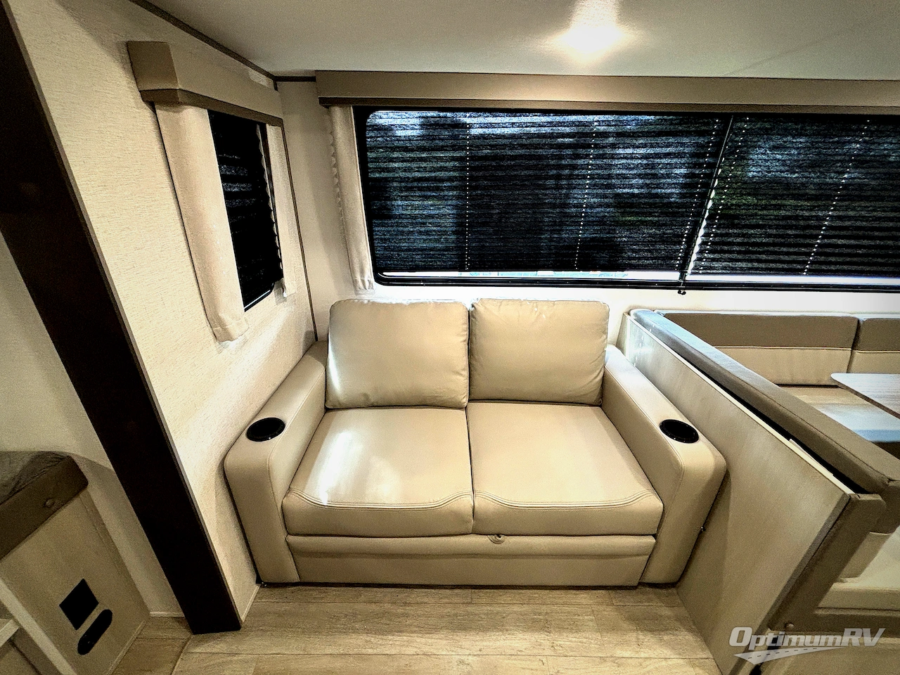 2027 Coachmen Catalina Legacy Edition 273DBHCK Photo 11