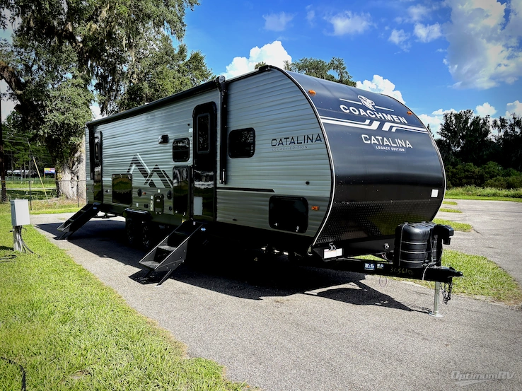 2027 Coachmen Catalina Legacy Edition 273DBHCK RV Photo 1