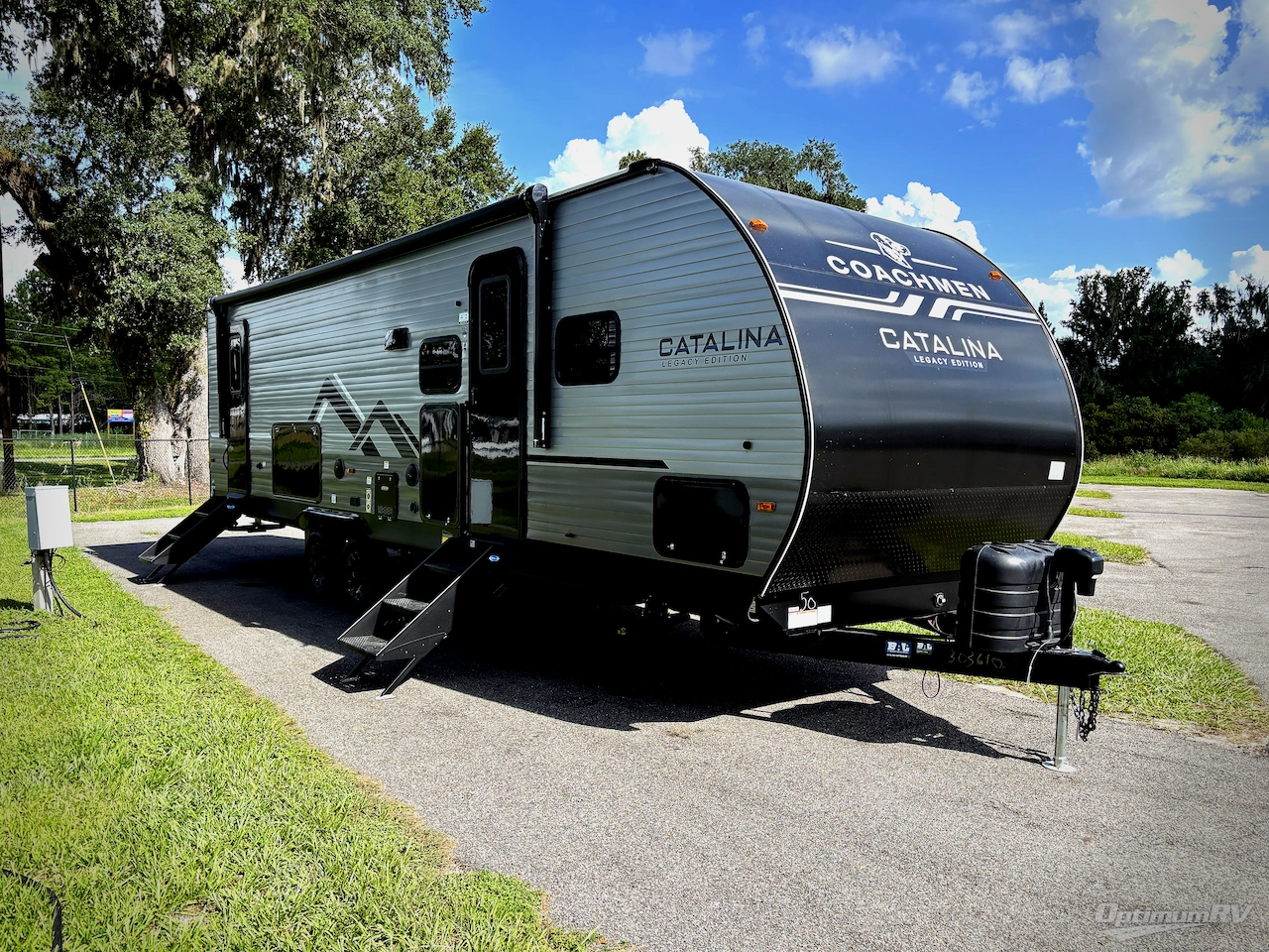2027 Coachmen Catalina Legacy Edition 273DBHCK Photo 1
