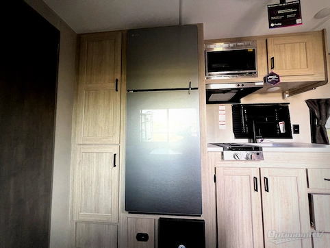 2026 Coachmen Catalina Summit Series 7 154RBX RV Photo 4