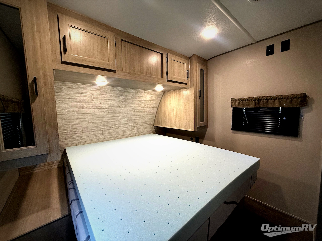 2024 Forest River Aurora 29TQS Photo 11