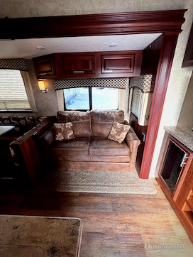 2016 Forest River Wildcat 312BHX RV Photo 2