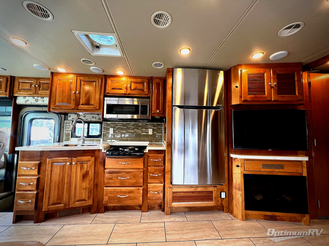 2016 Tiffin Allegro 31 SA Photo 11