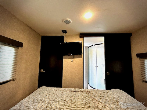 2020 Keystone Bullet 257RSS RV Photo 4