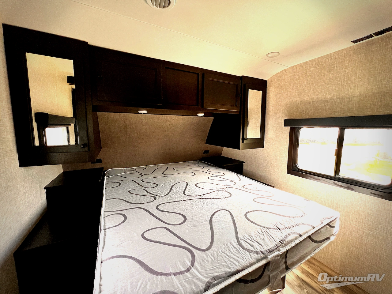 2023 Highland Ridge Range Lite 241BH Photo 18