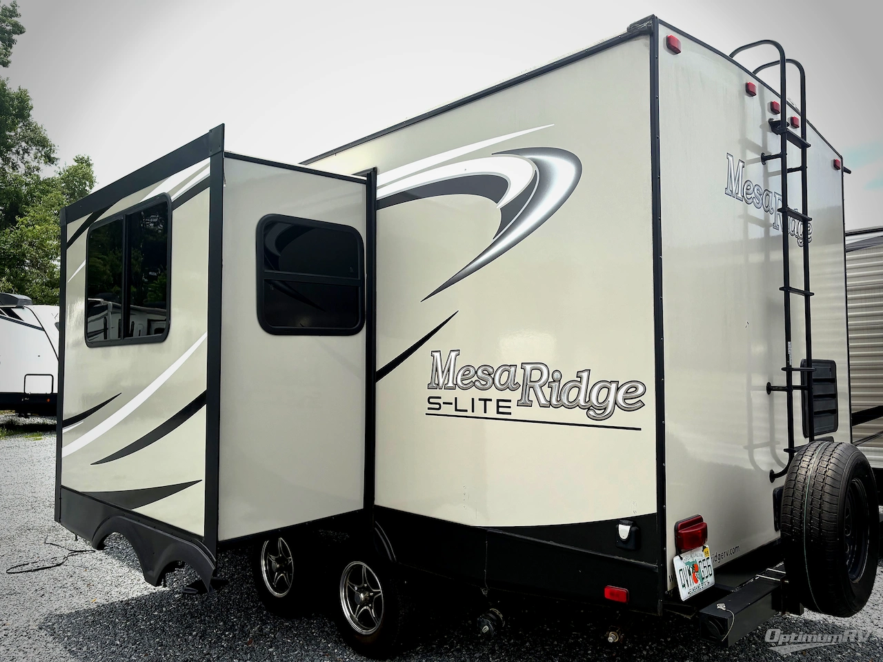 2021 Highland Ridge Mesa Ridge S-Lite ML212FB Photo 2