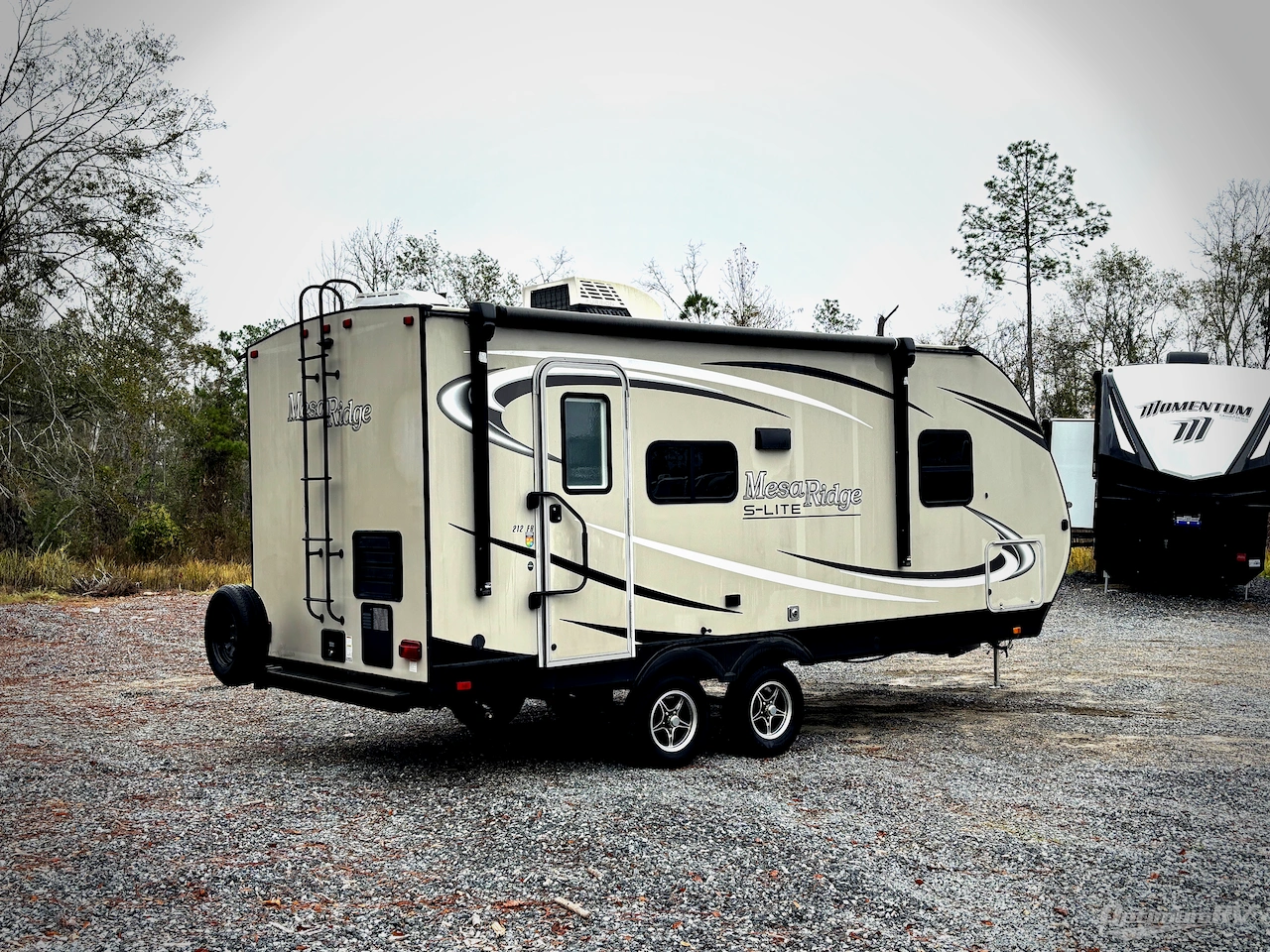 2021 Highland Ridge Mesa Ridge S-Lite ML212FB Photo 2