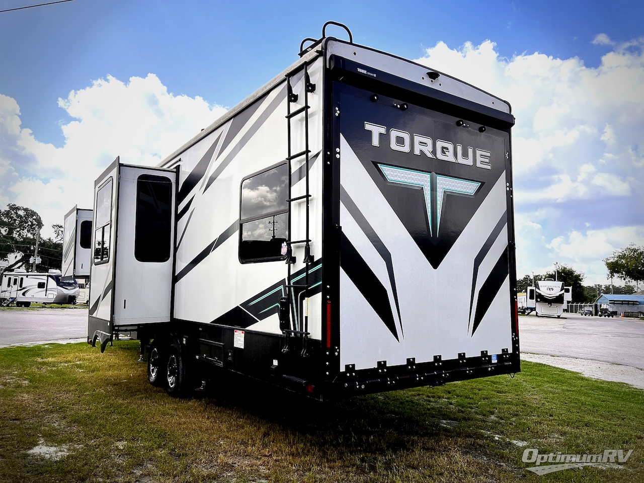 2022 Heartland Torque TQ 350 Photo 2