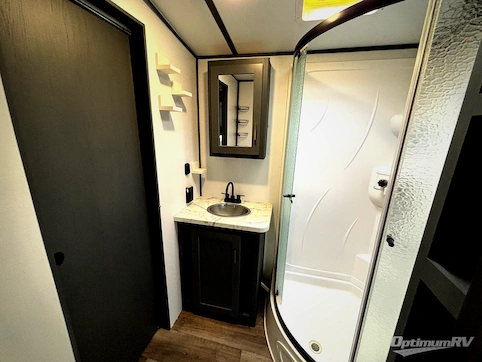 2022 Keystone Bullet 331BHS RV Photo 3