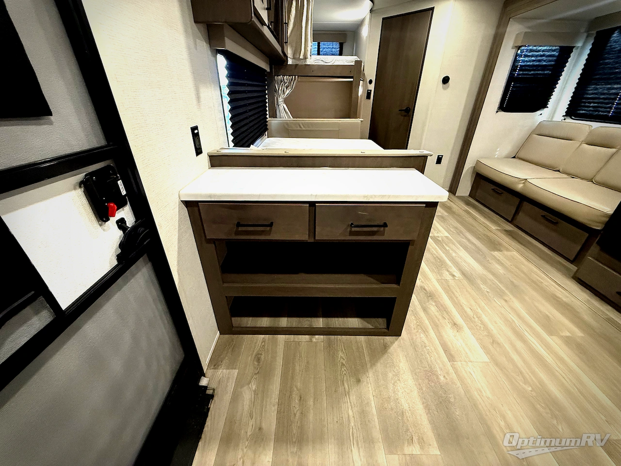 2024 Grand Design Transcend Xplor 261BH Photo 10