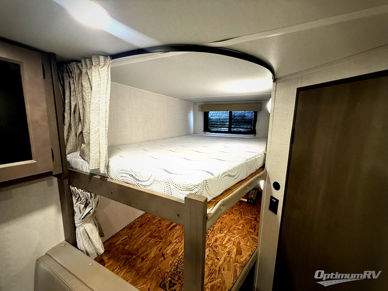 2024 Grand Design Transcend Xplor 261BH Photo 13