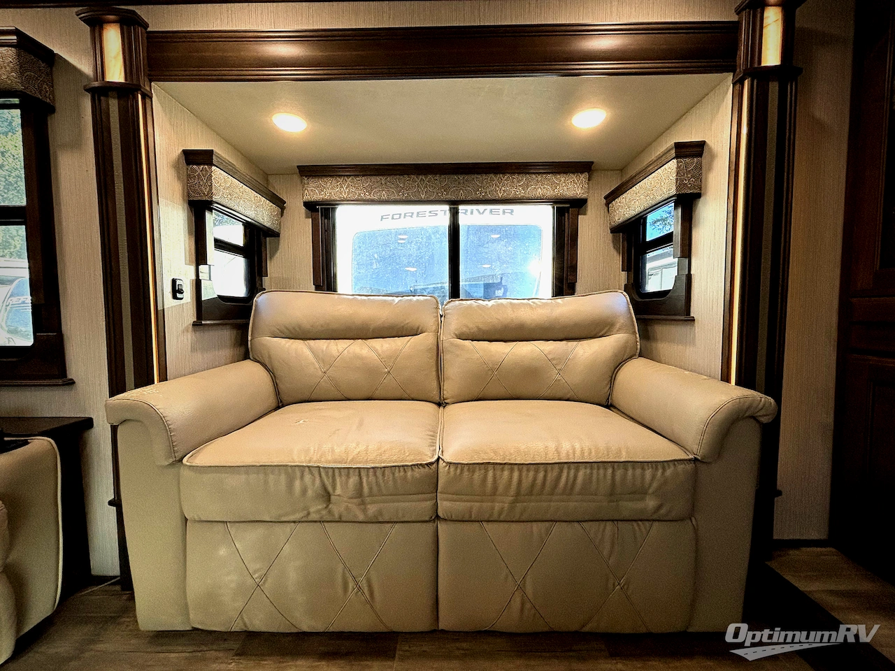 2020 Heartland Landmark 365 Lafayette Photo 8