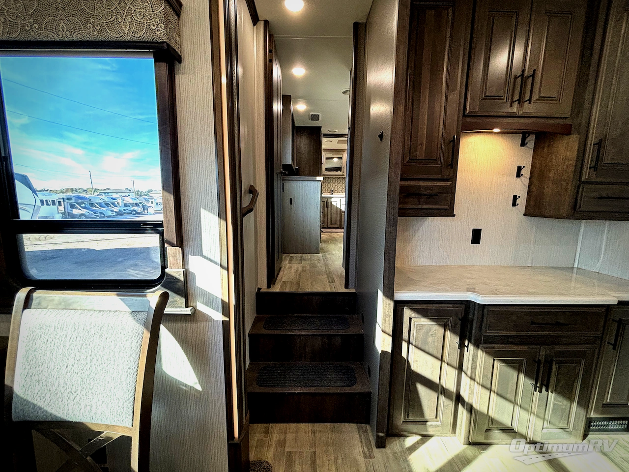 2020 Heartland Landmark 365 Lafayette Photo 13