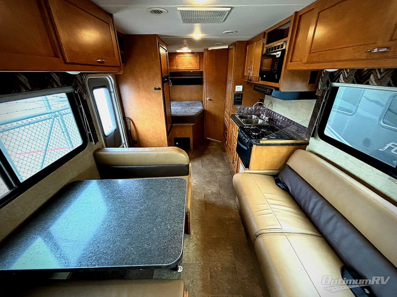 2018 Winnebago Minnie Winnie M-25B FORD Photo 6