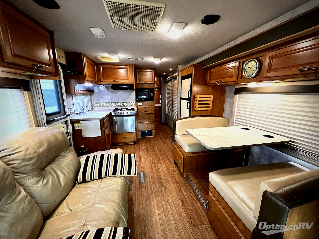 2006 Fleetwood Tioga 31M Photo 5