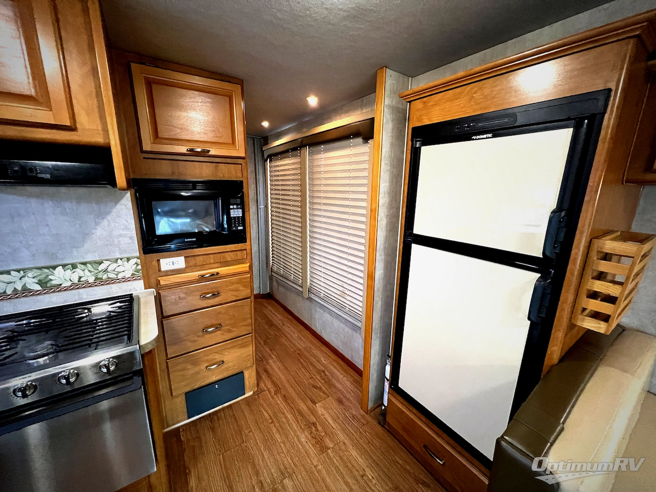 2006 Fleetwood Tioga 31M Photo 18