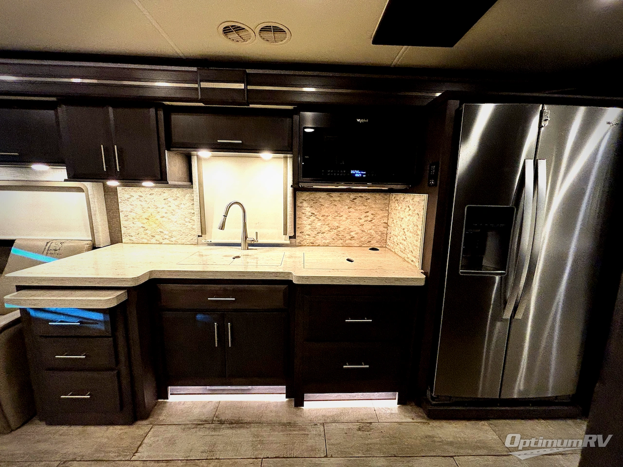 2020 Thor Venetian R40 Photo 6