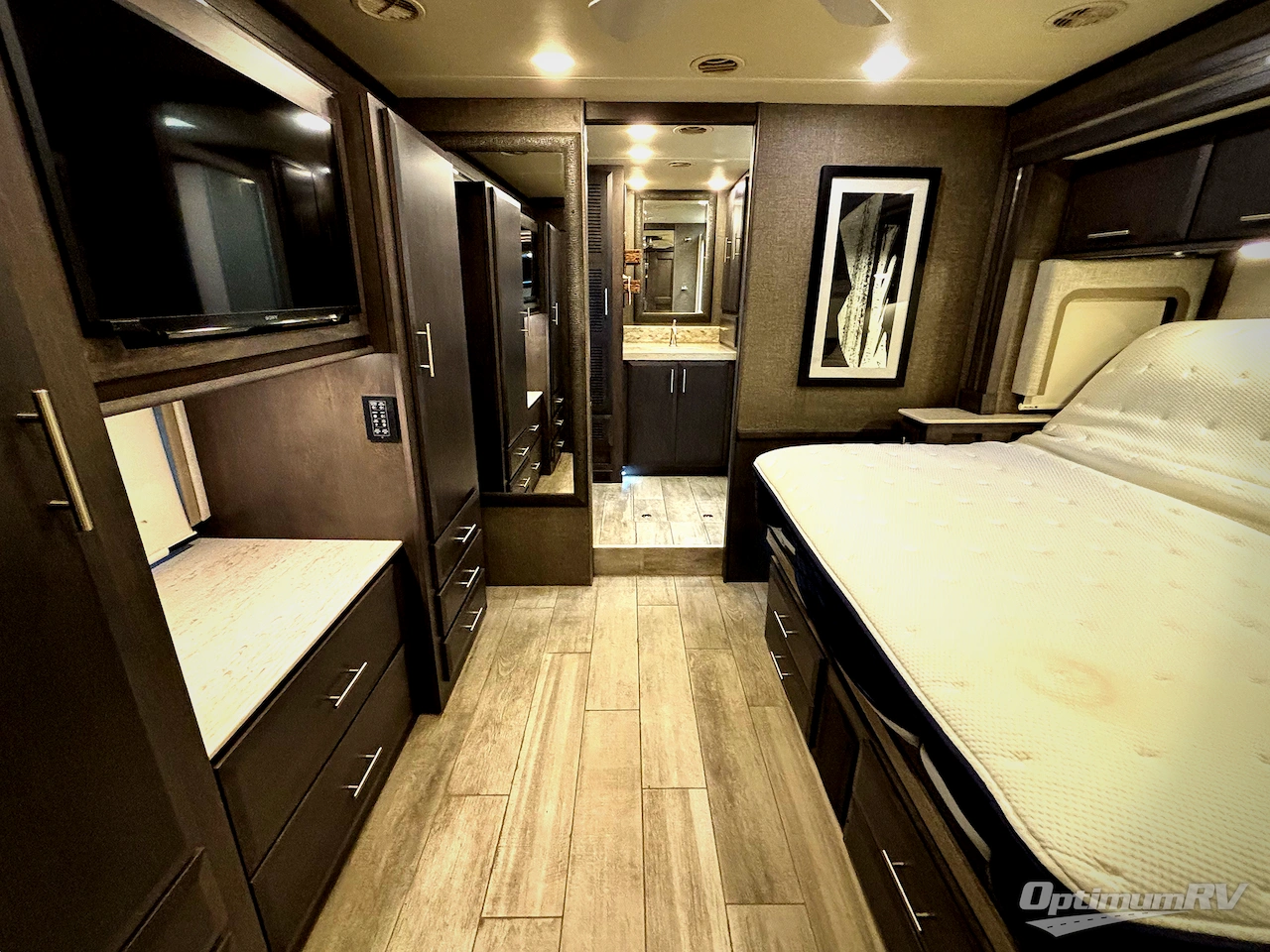 2020 Thor Venetian R40 Photo 17