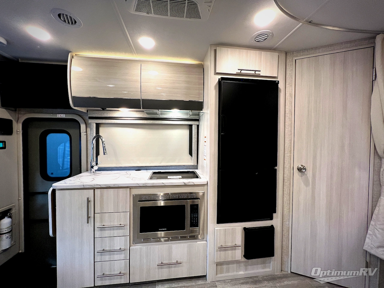 2024 Thor Compass AWD 23TW Photo 22