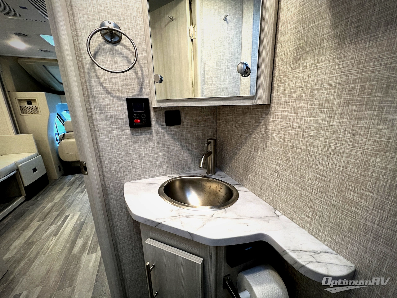 2024 Thor Compass AWD 23TW Photo 30