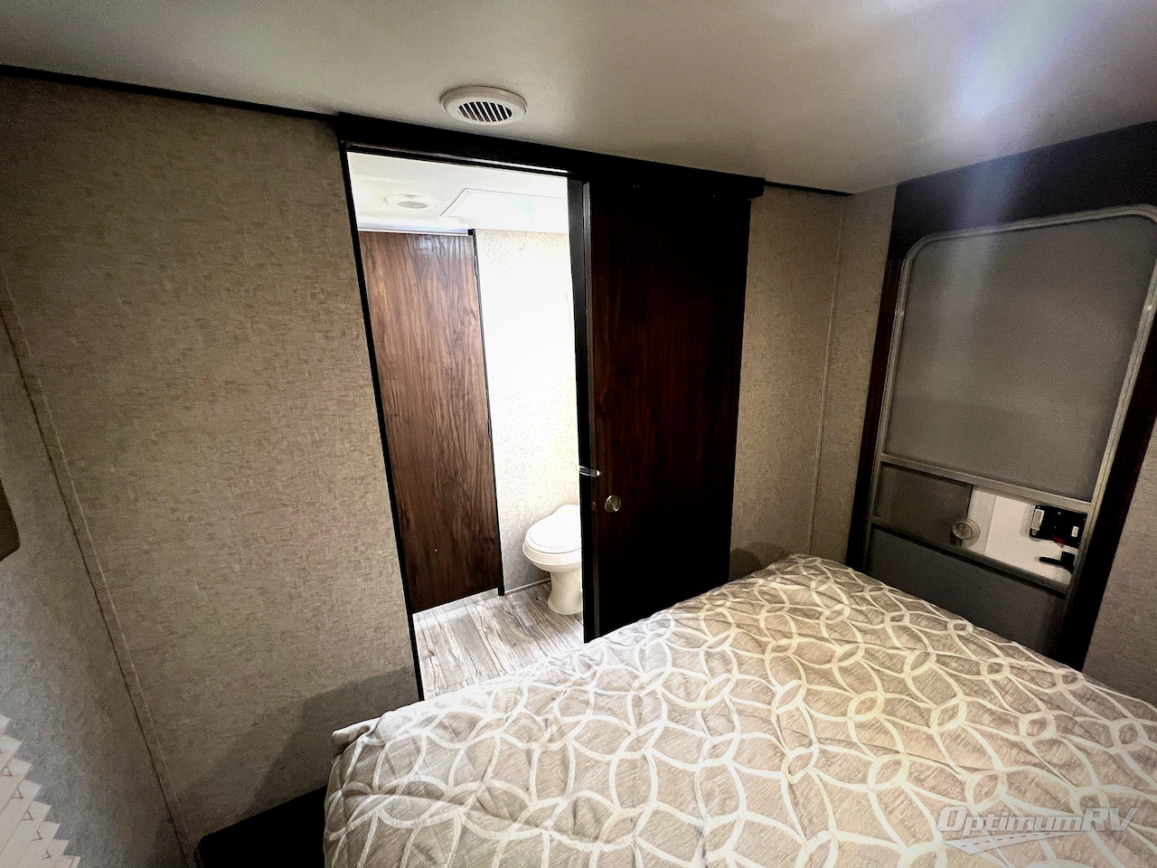 2018 Forest River Cherokee 234VFK Photo 31