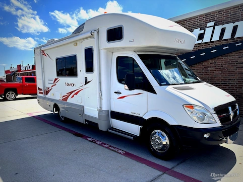 Used 2008 Itasca Navion 24H Featured Photo