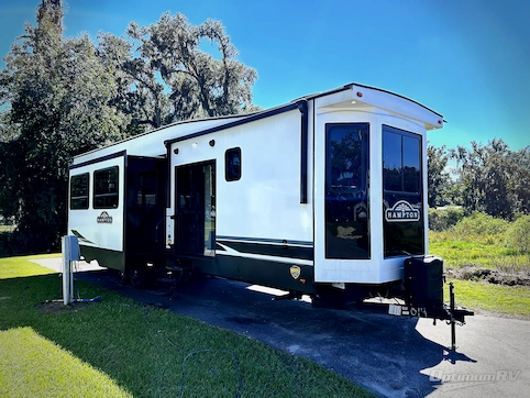 Used 2023 CrossRoads Hampton HP364MBL Featured Photo