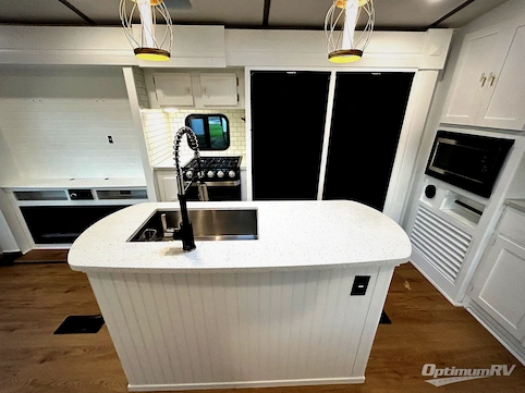 2020 Keystone Outback 328RL RV Photo 2