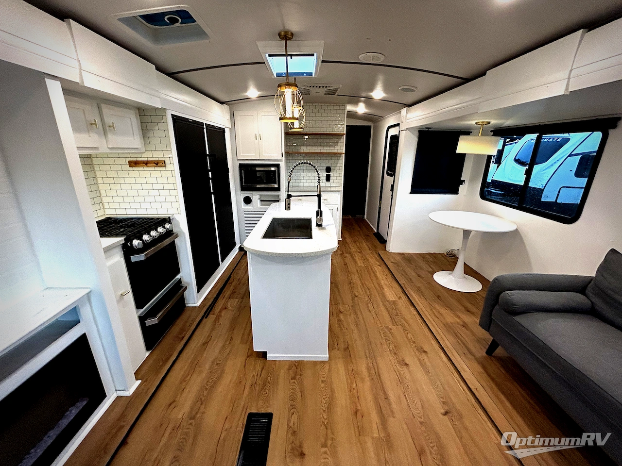 2020 Keystone Outback 328RL Photo 5