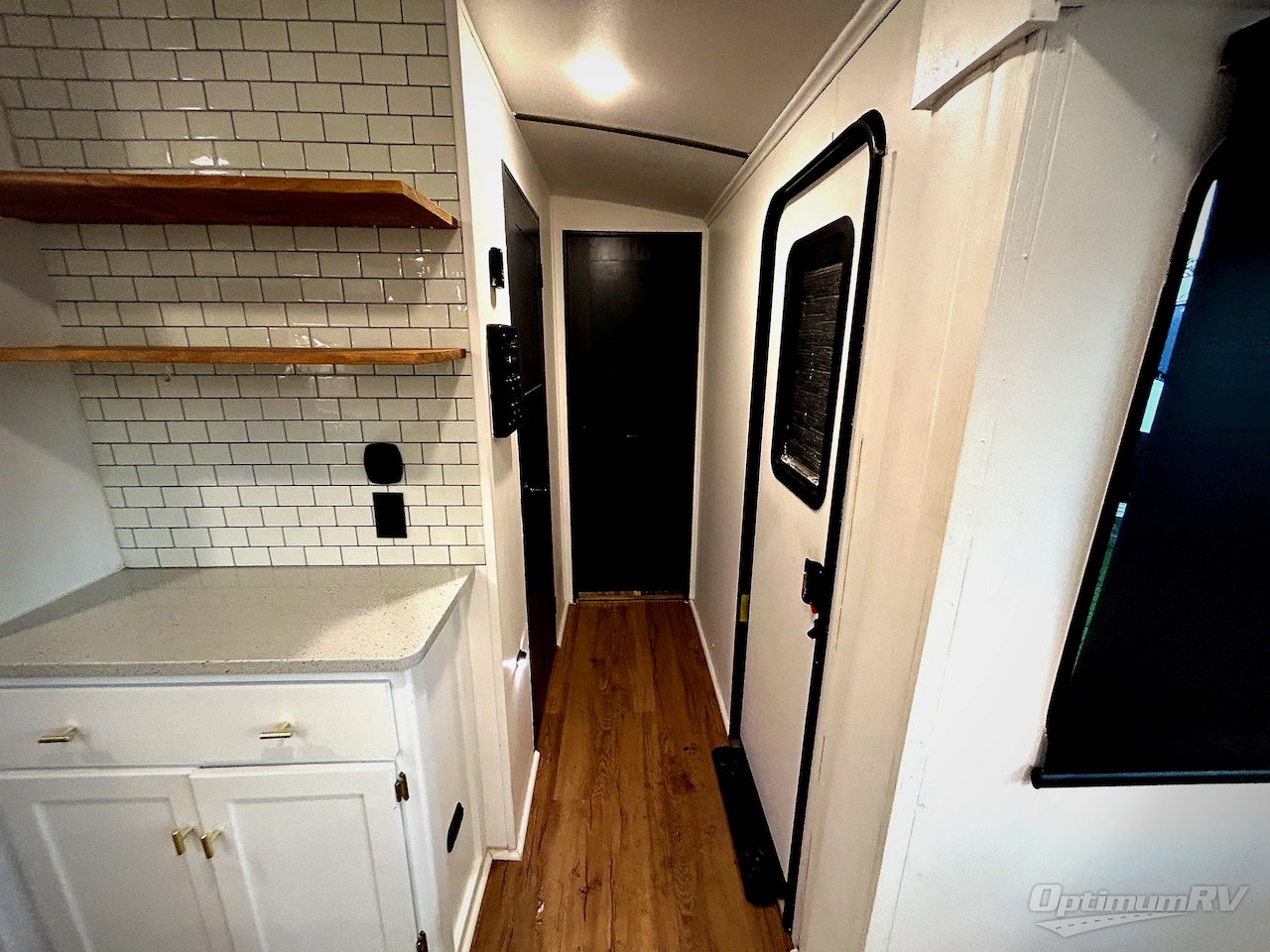 2020 Keystone Outback 328RL Photo 7