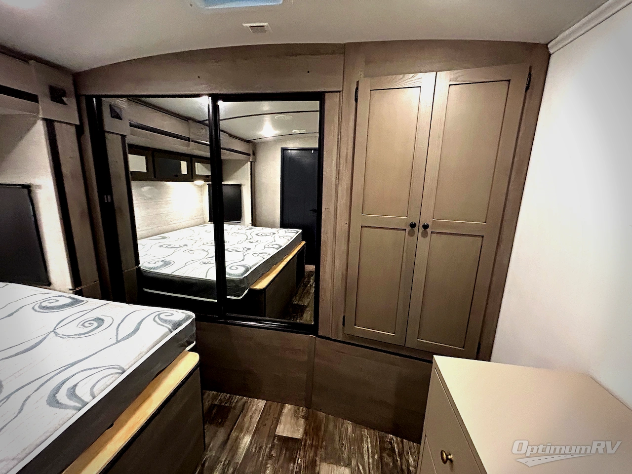 2020 Keystone Outback 328RL Photo 10