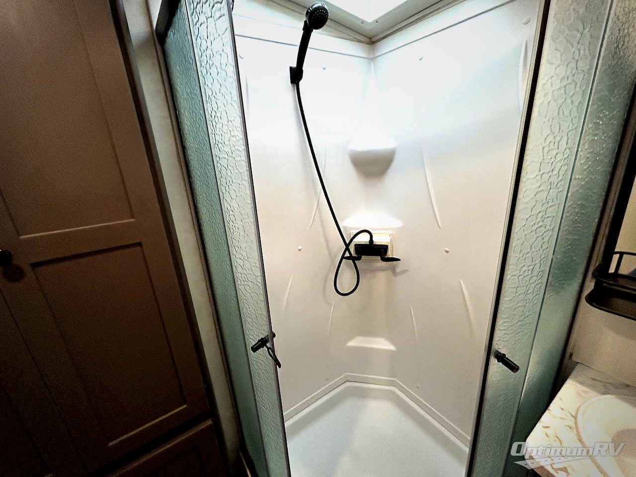 2020 Keystone Outback 328RL Photo 13