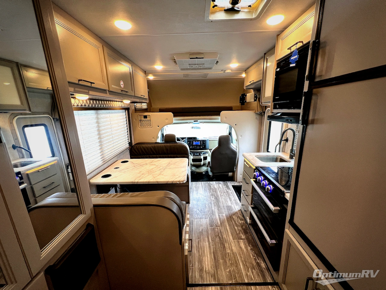 2024 Thor Four Winds 22E Photo 9