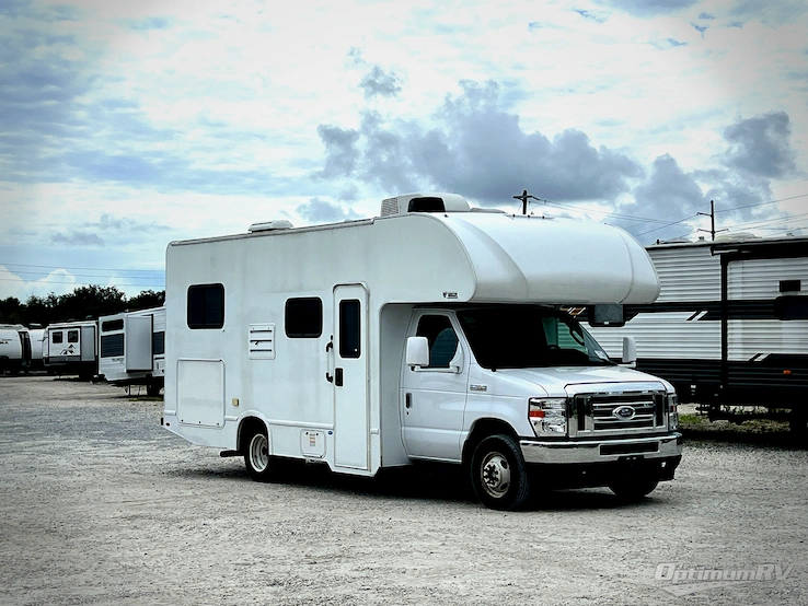 2024 Thor Four Winds 22E RV Photo 1