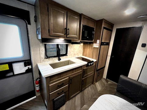 2022 Olympia Olympia Sport 19BH RV Photo 3